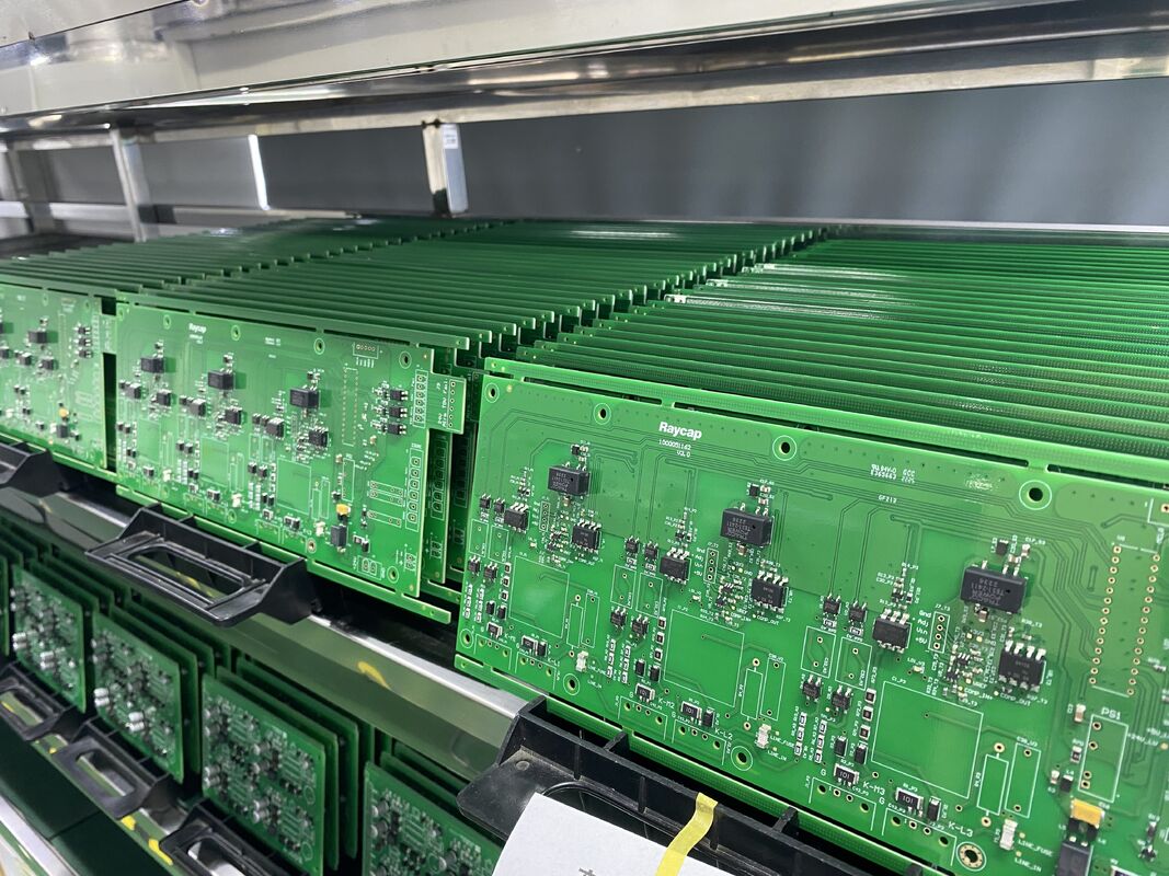 Min Hole Diameter 01mm Communication PCB Assembly 6 Layers High Tg170 and High Tg180 Optimized for Communication Devices