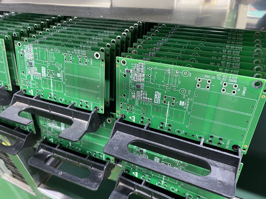 Min Hole Diameter 01mm Communication PCB Assembly 6 Layers High Tg170 and High Tg180 Optimized for Communication Devices