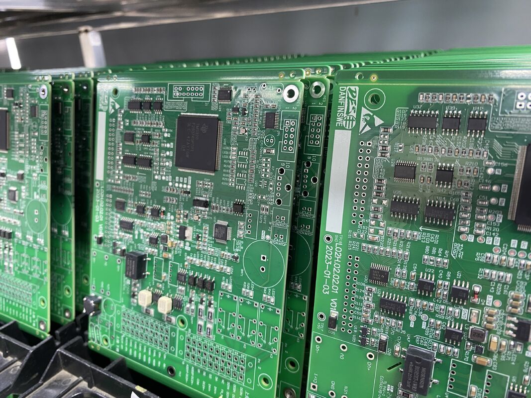 Min Hole Diameter 01mm Communication PCB Assembly 6 Layers High Tg170 and High Tg180 Optimized for Communication Devices